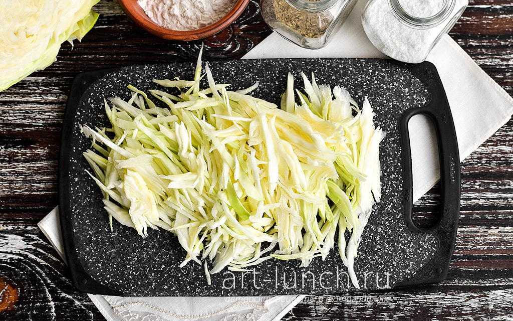 Как приготовить постные котлеты из брокколи, цветной капусты и картофеля