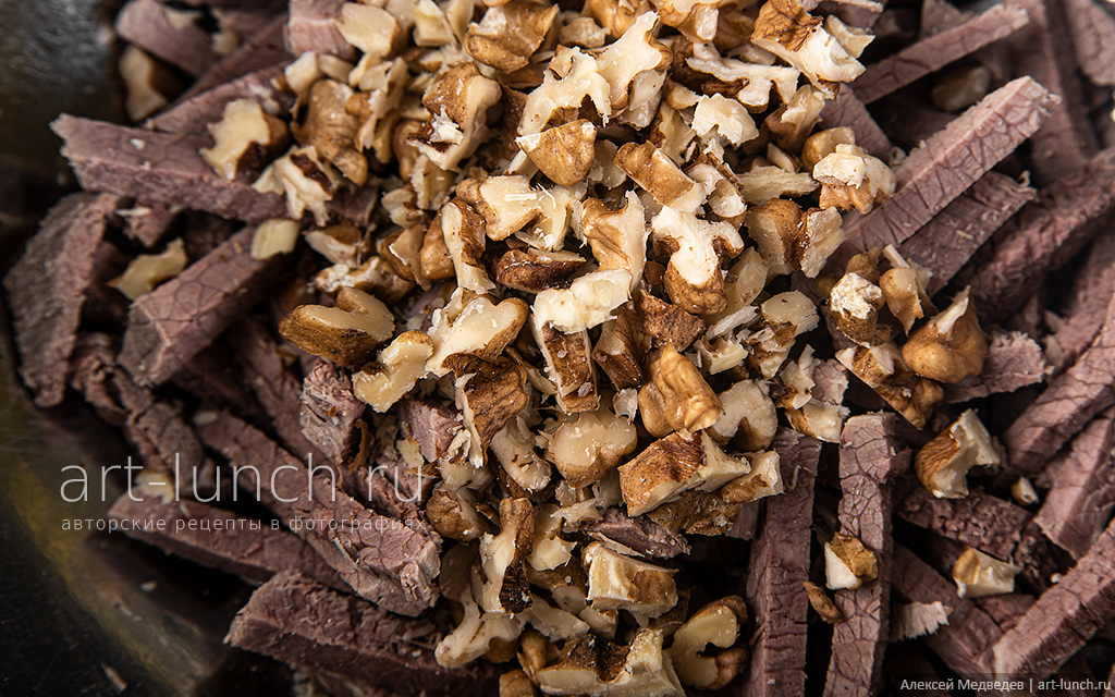 Отправляем их в миску