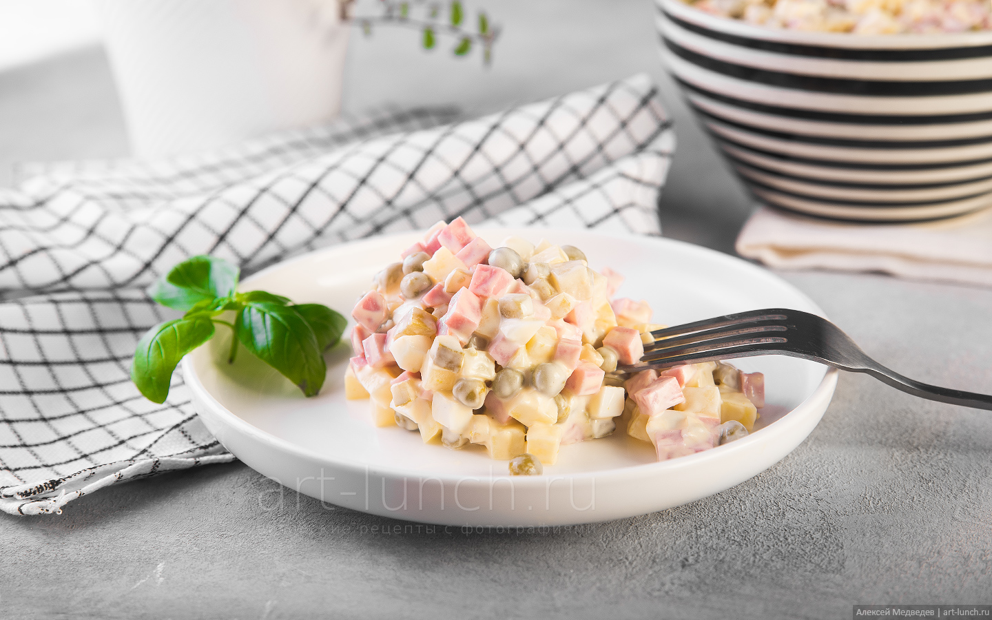 Салат Оливье пошаговый рецепт с фото Салат Оливье