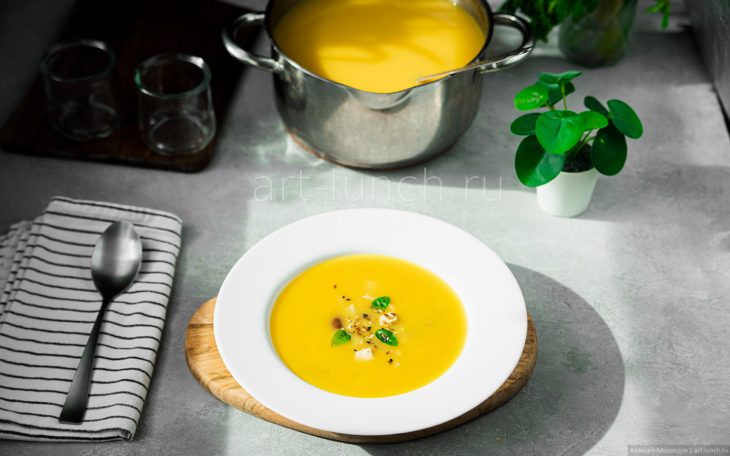 Куриный суп с фасолью