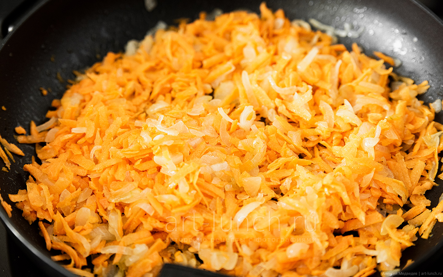 добавляем морковь