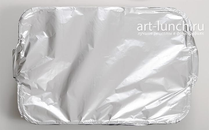 Фото приготовления индейки запечённой в лаваше Шаг 7: Ставим в разогретую до 200°С духовку