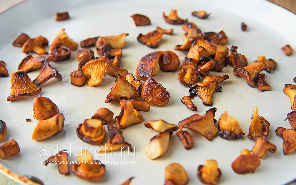 Брускетта с лисичками и рикоттой - пошаговый рецепт с фото